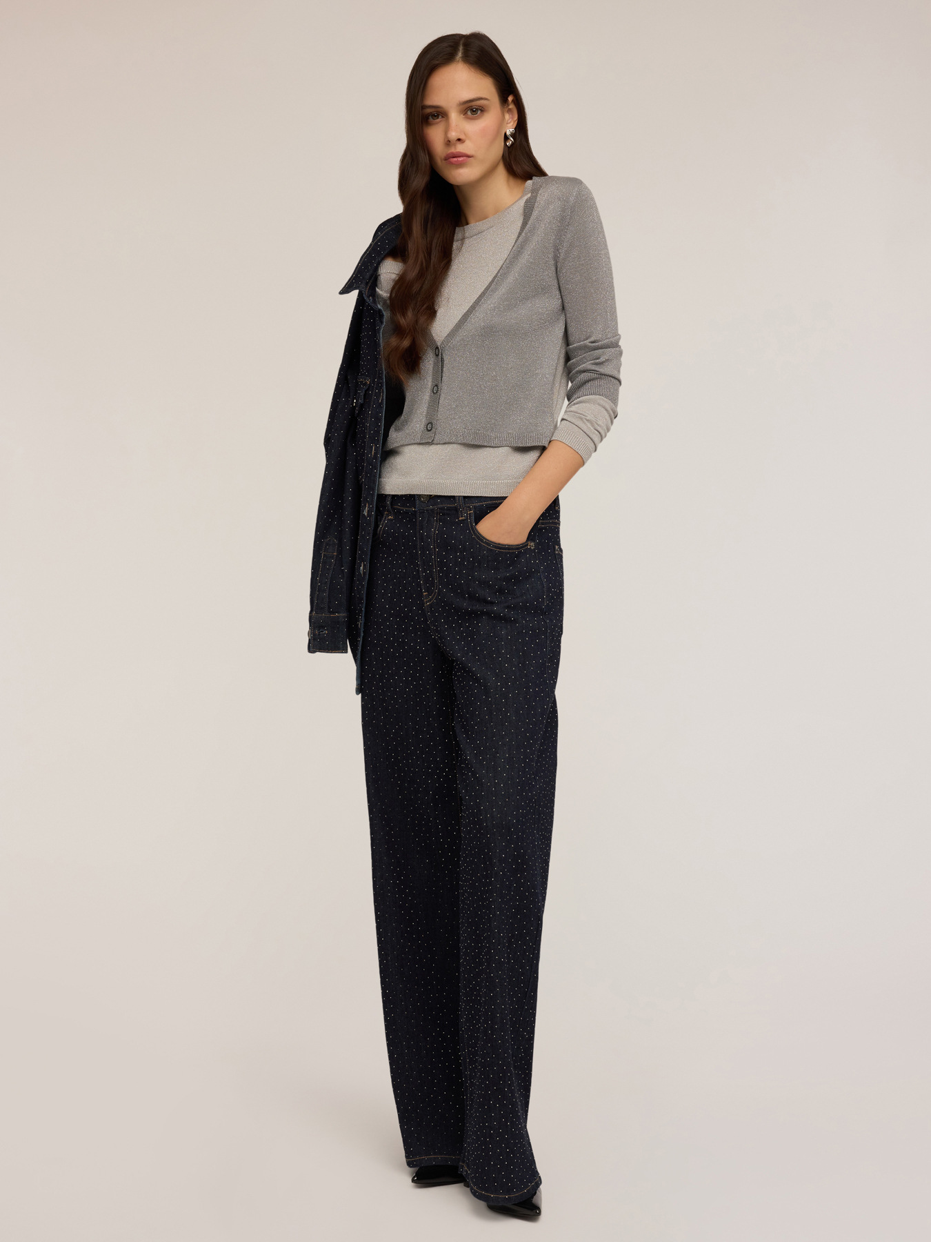 Pull en lurex façon cardigan image number 3