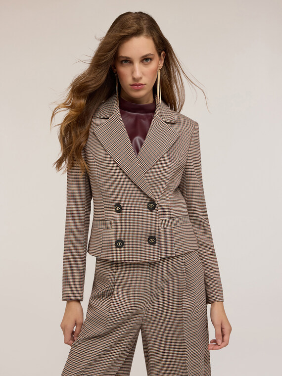 Veste courte croisée à motif à carreaux