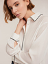 Shirt with piping and slit at the back image number 3