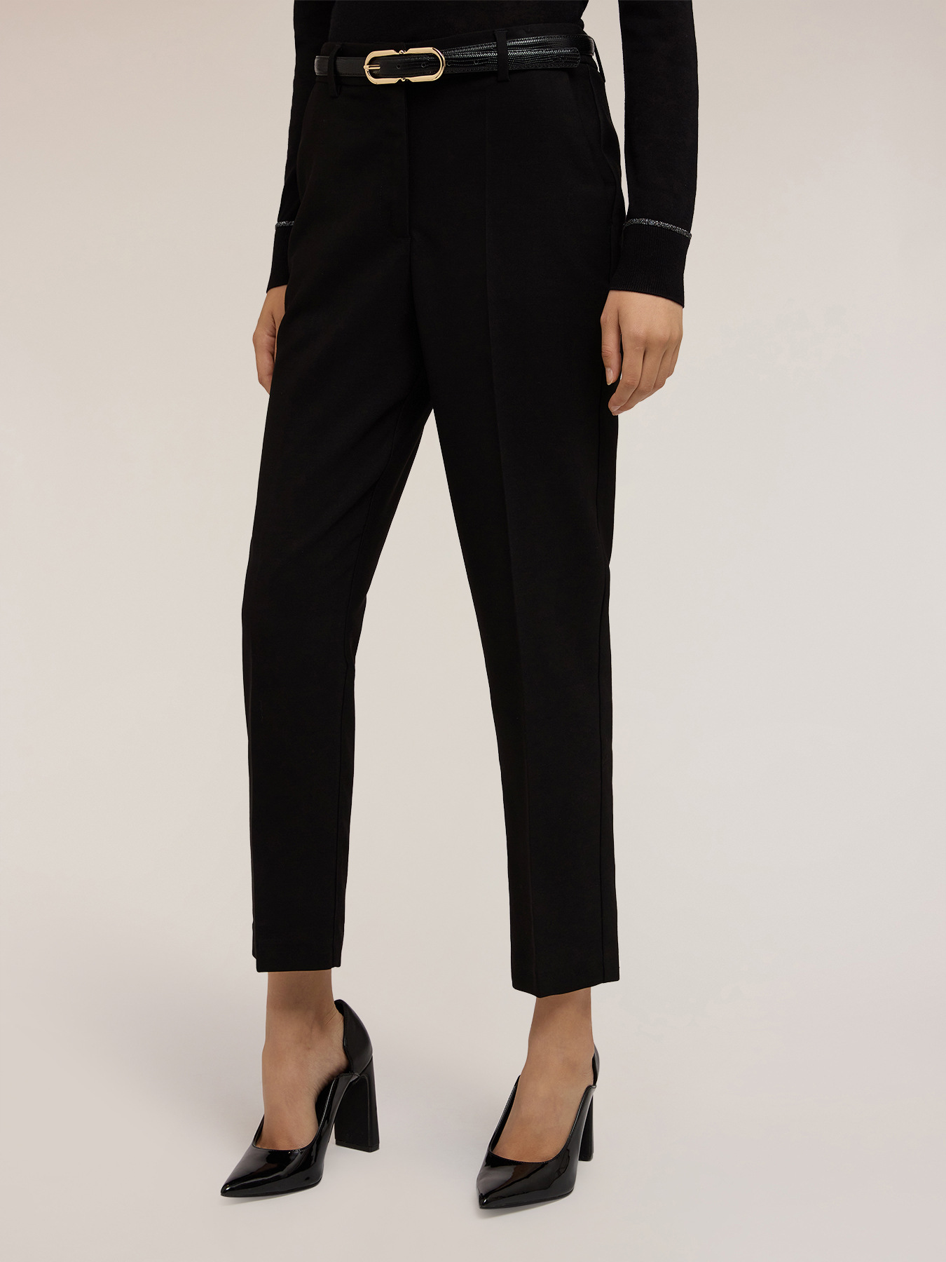 Pantaloni regular con piega stirata image number 2