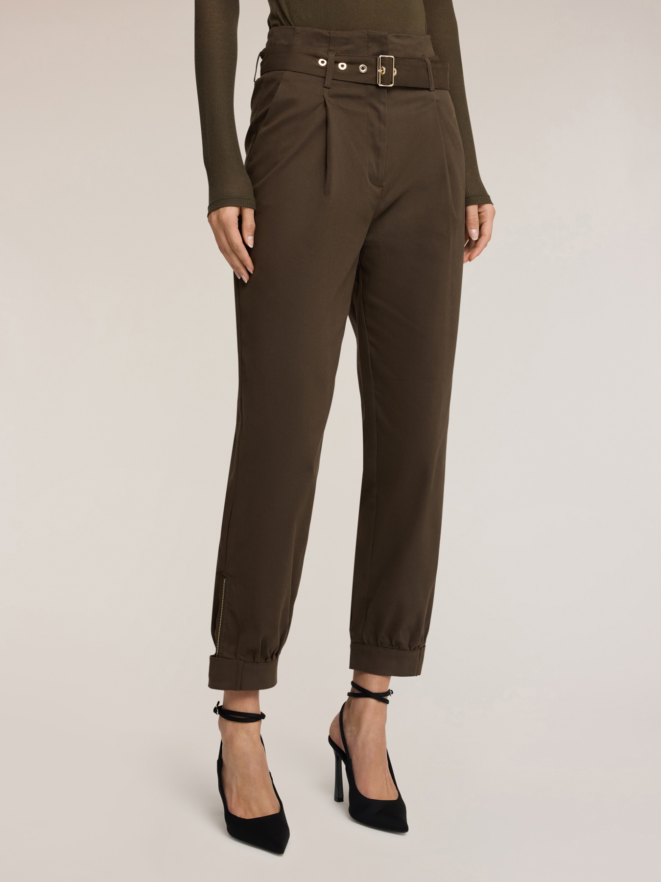 Baggy pants in twill fabric image number 2