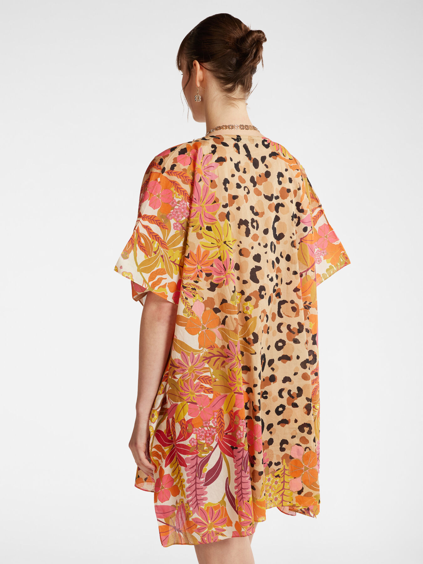 Bedruckter und bestickter Kaftan image number 1