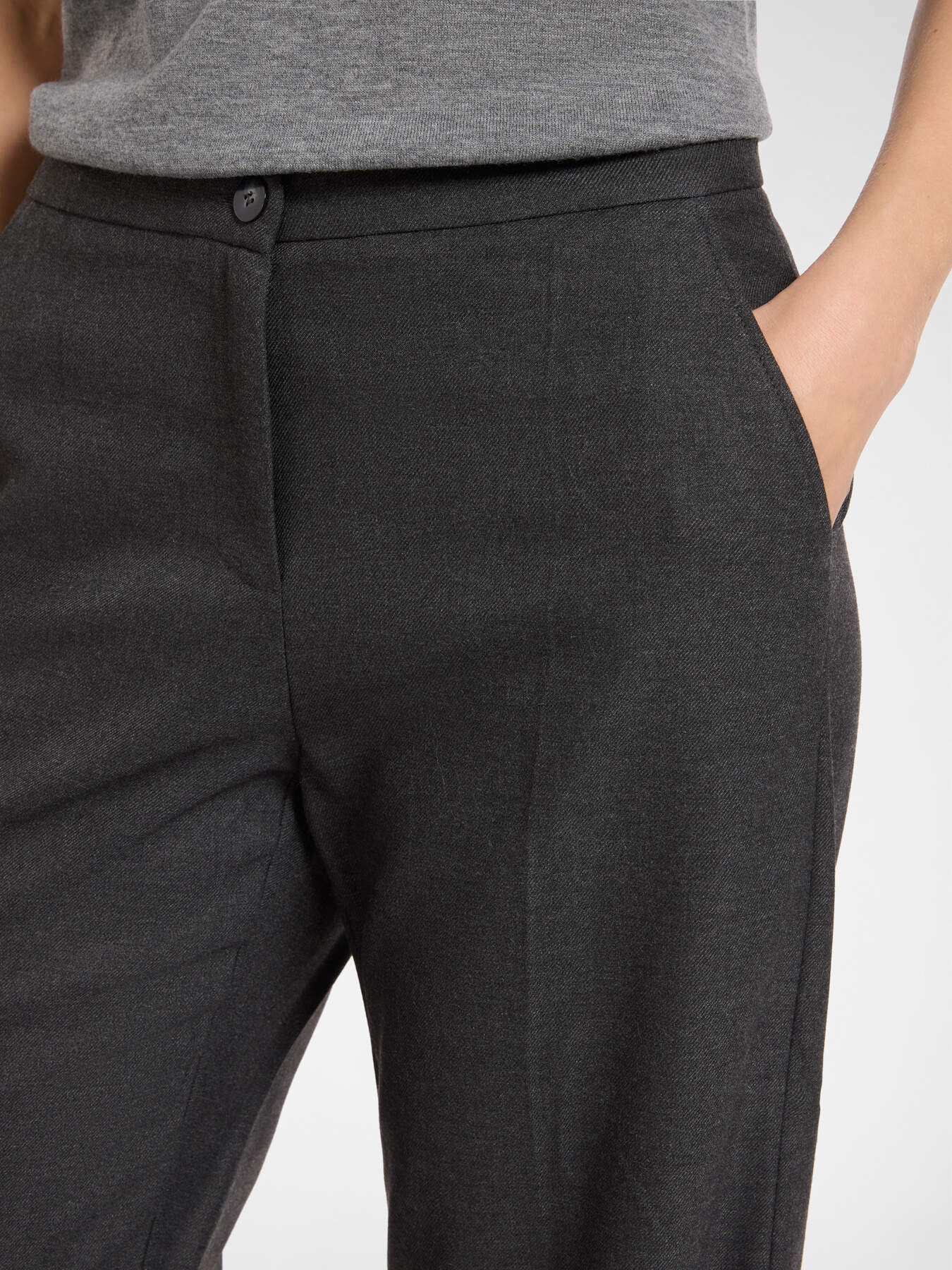 Men's trousers in flanel image number 3