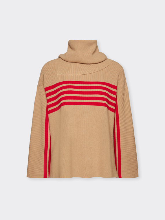 Sporty sweater with detachable collar