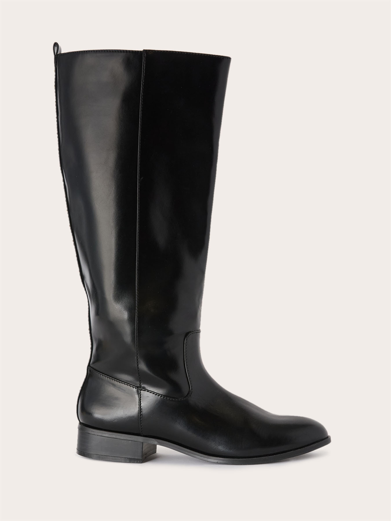 Botas bajas con tachuelas image number 2