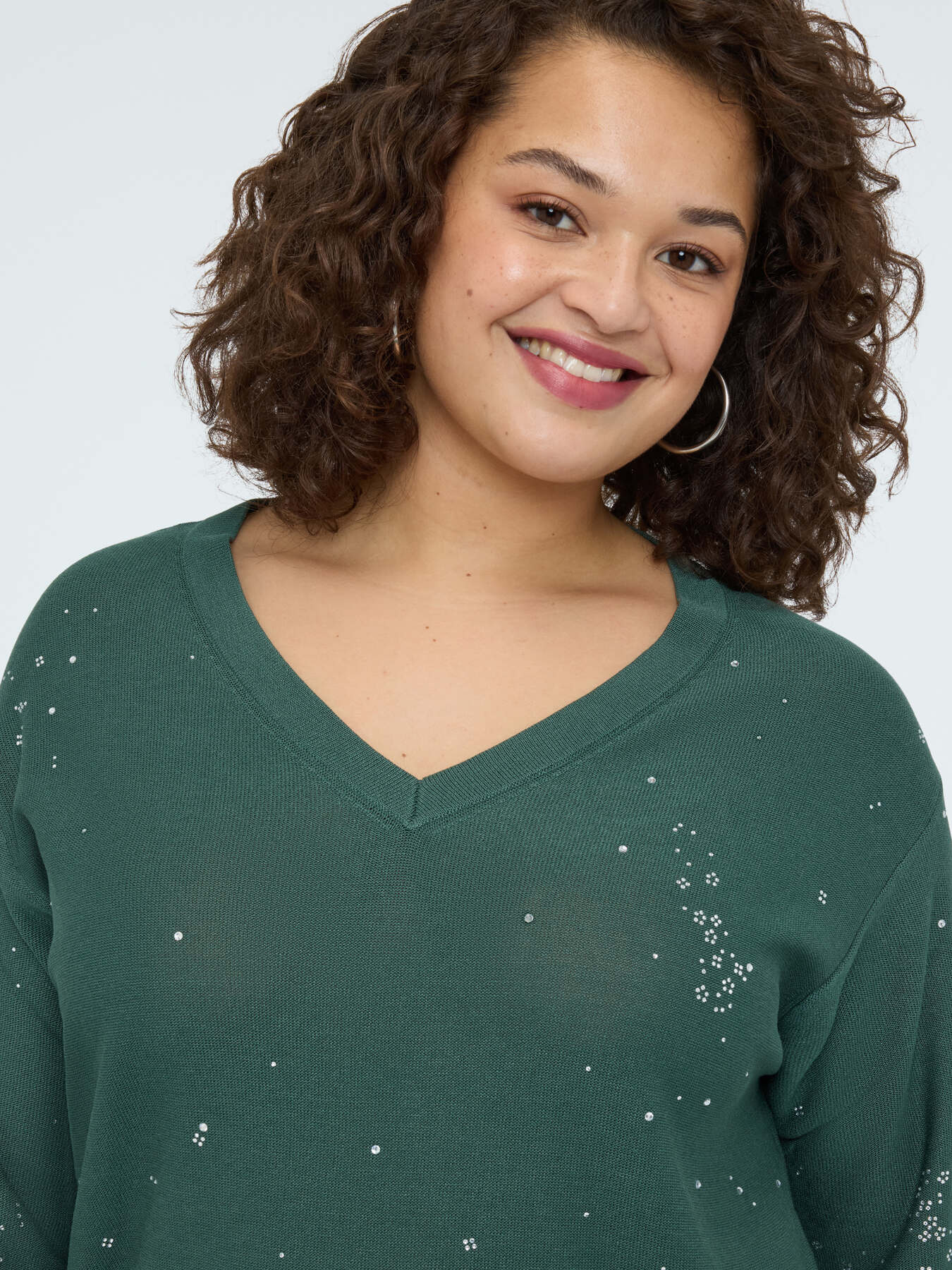 Maglia misto viscosa con applicazioni luminose image number 3