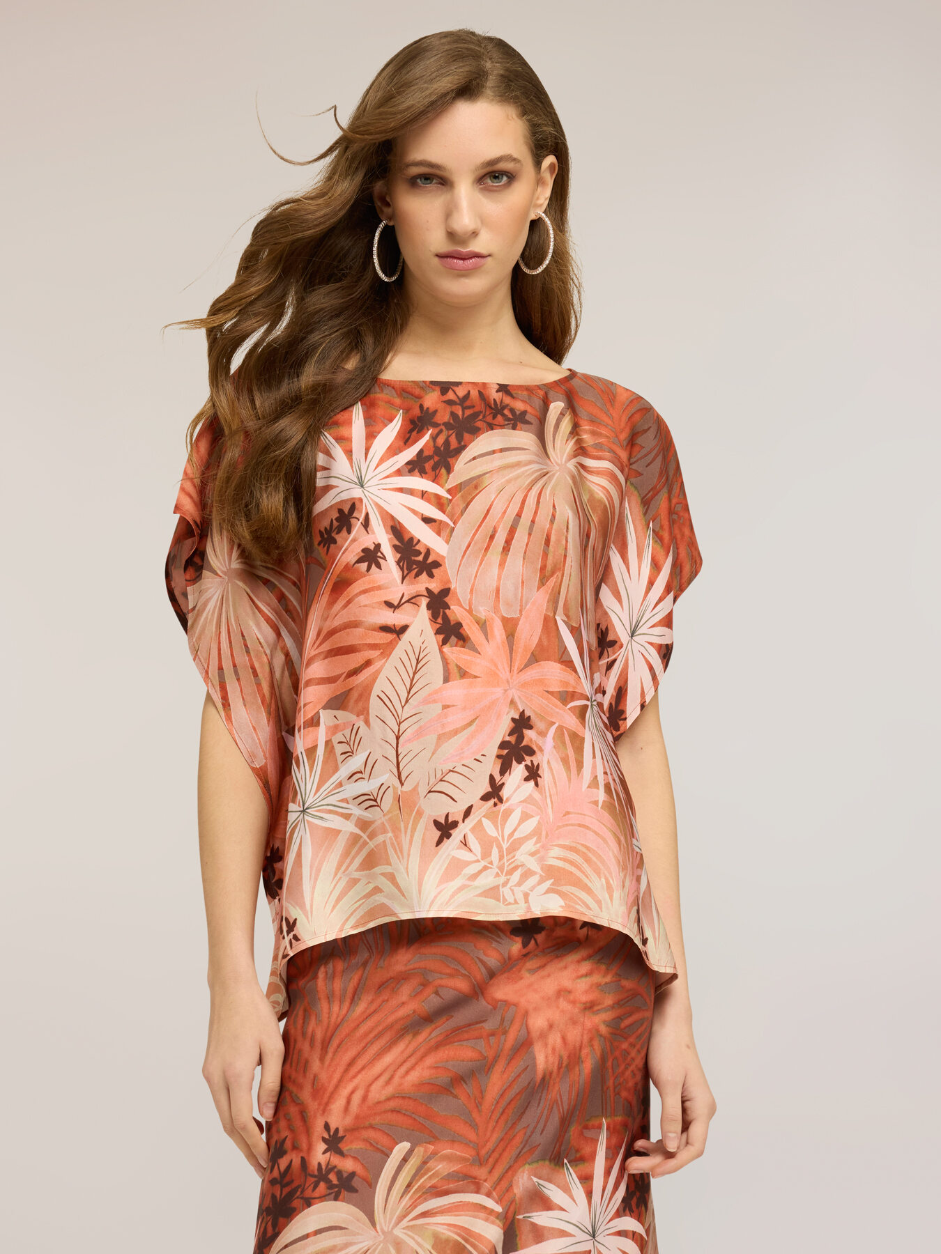 Kimono blouse in printed satin image number 0