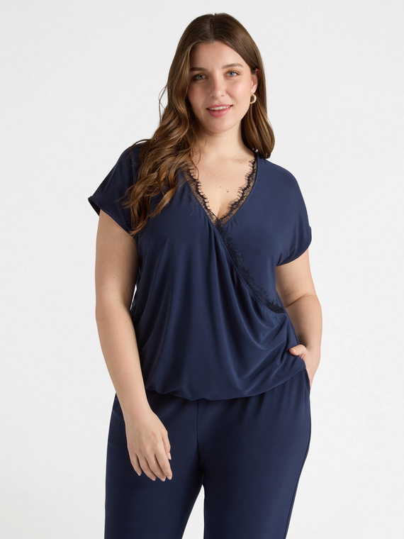 T-shirt with crossover and lace trims