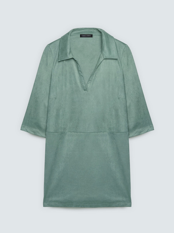 Vestido soft touch corto con cuello polo