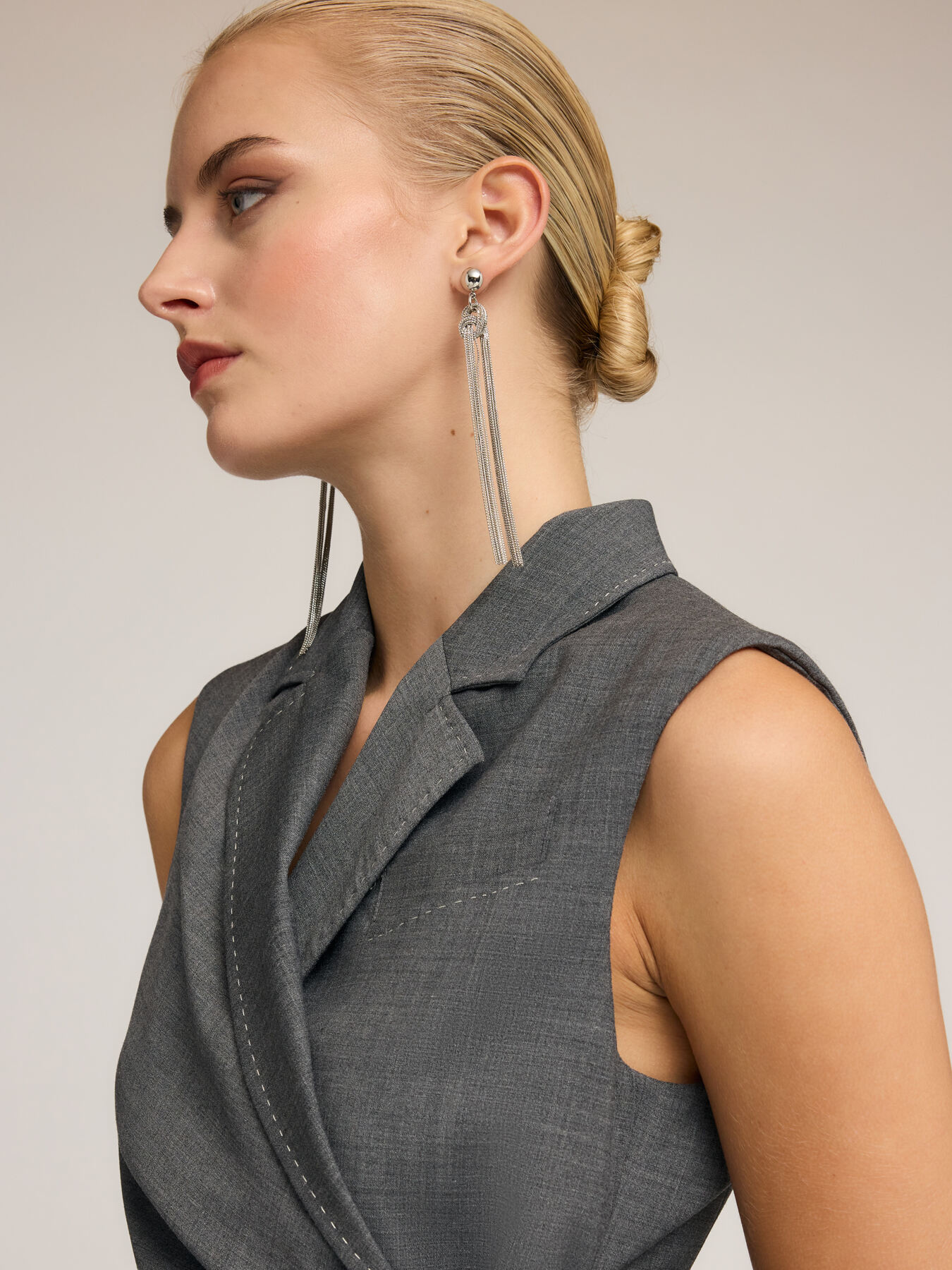 Wrap dress with bow image number 4