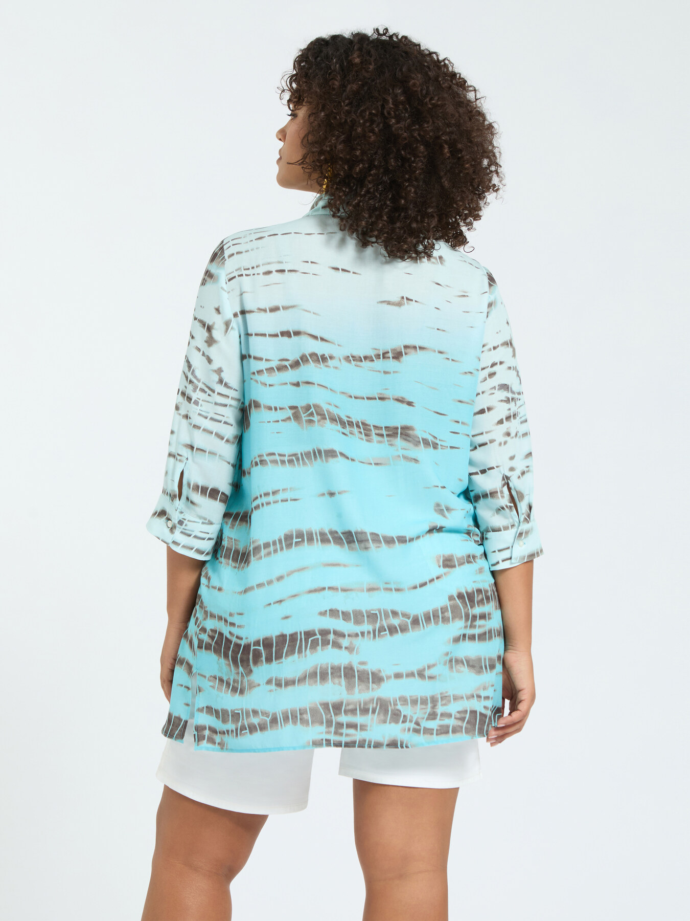 Faded animal print shirt image number 1