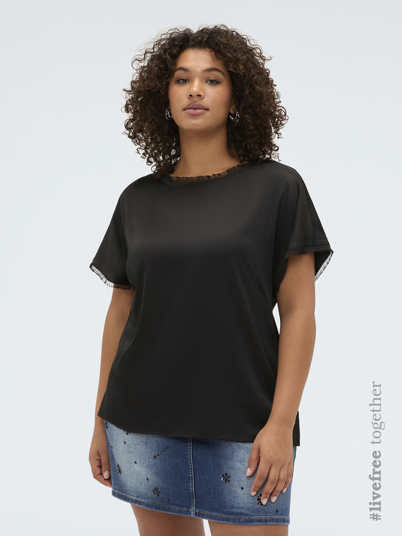 Satintop mit Fransendetails