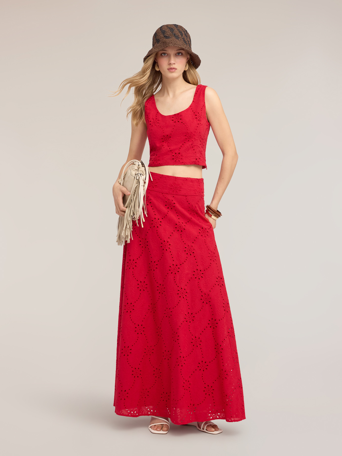 Long sangallo skirt image number 2