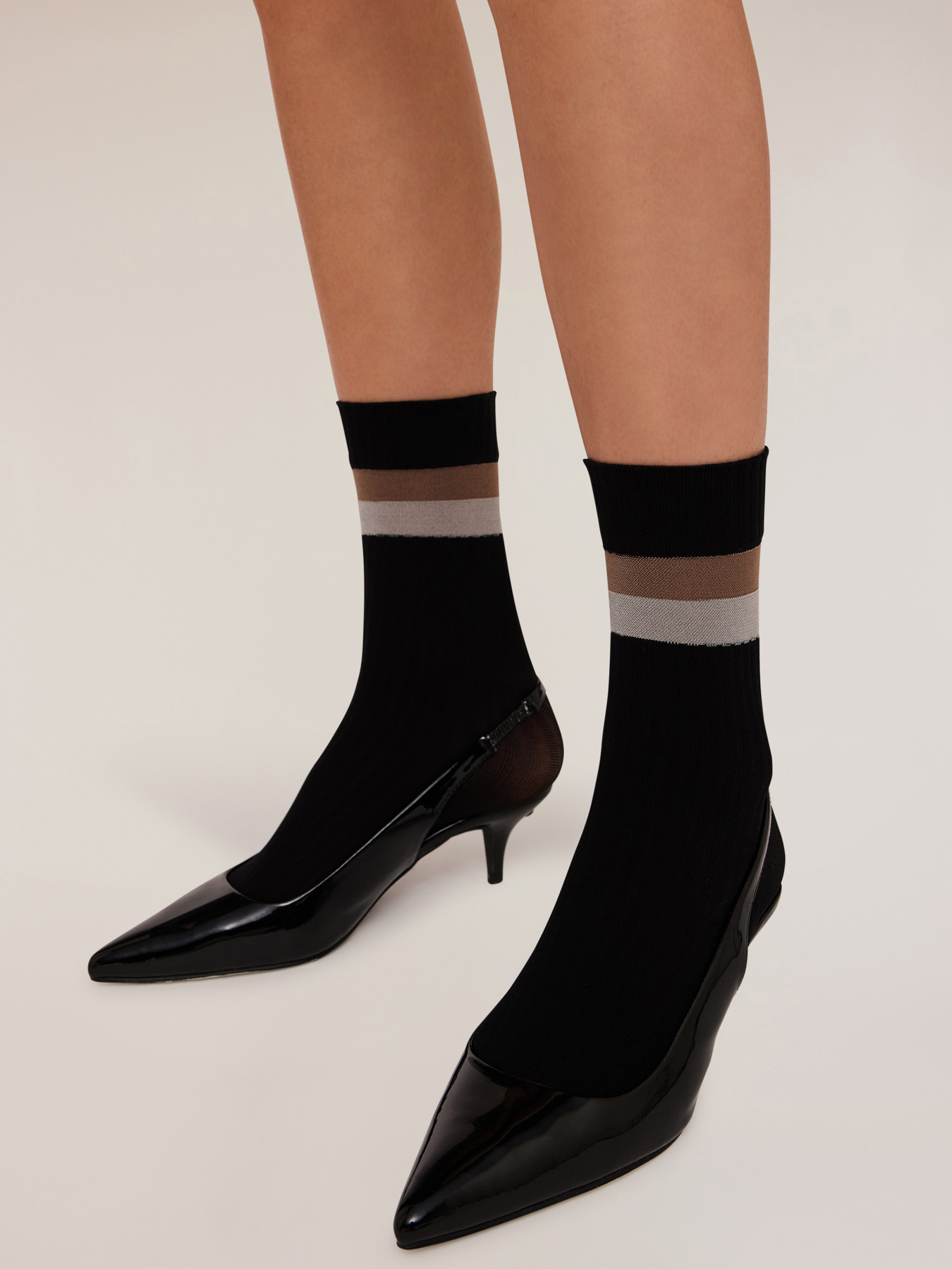 Sheer short stockings with striped border image number 0
