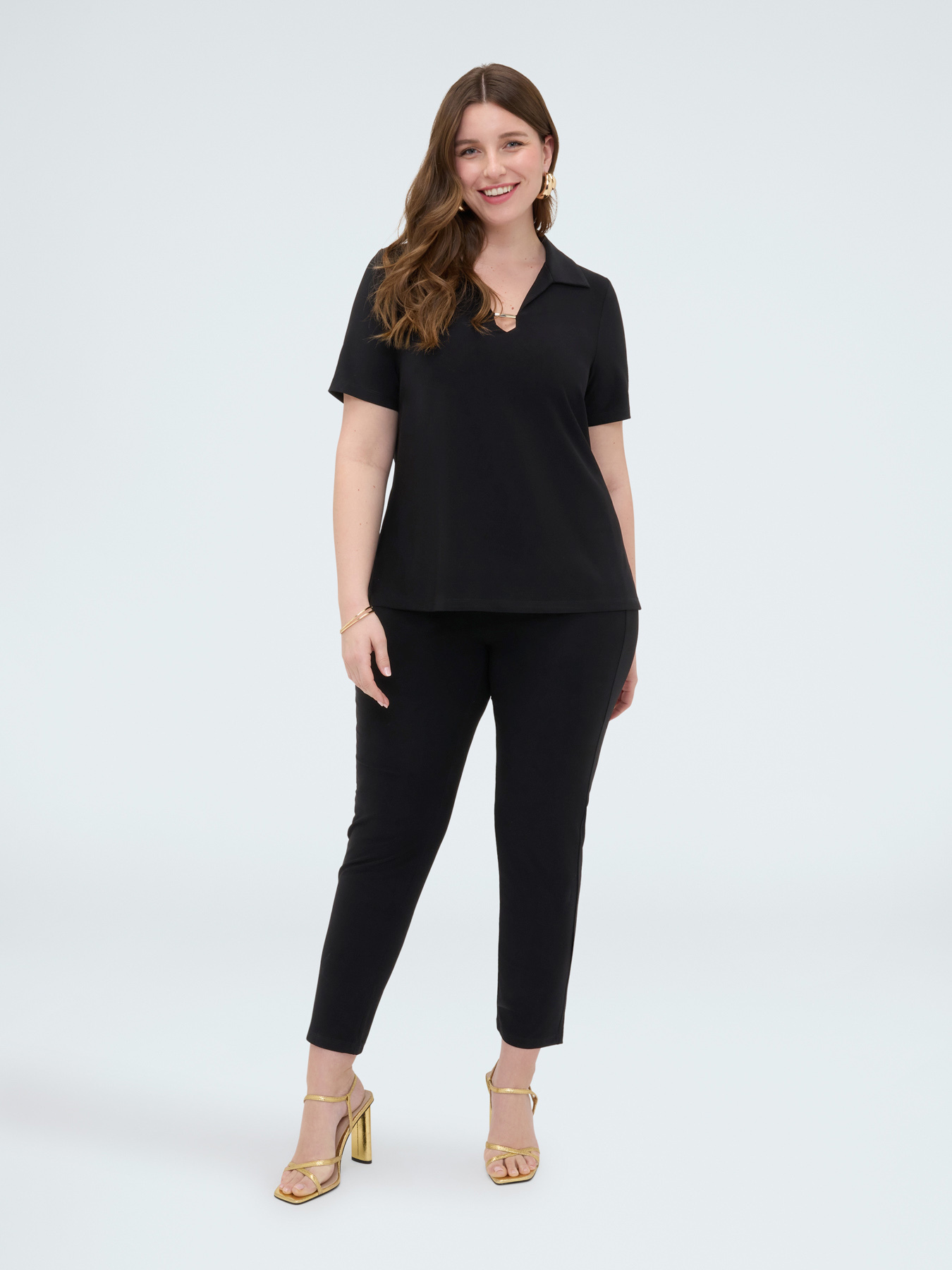 Jersey t-shirt with neckline detail image number 2