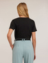 T-shirt con paillettes e scritta ricamata image number 1