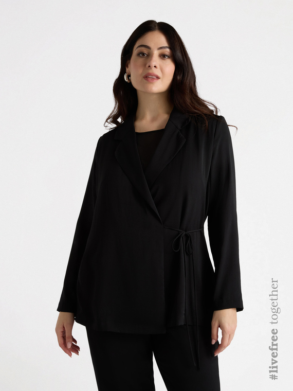 Leichter Blazer aus Satin