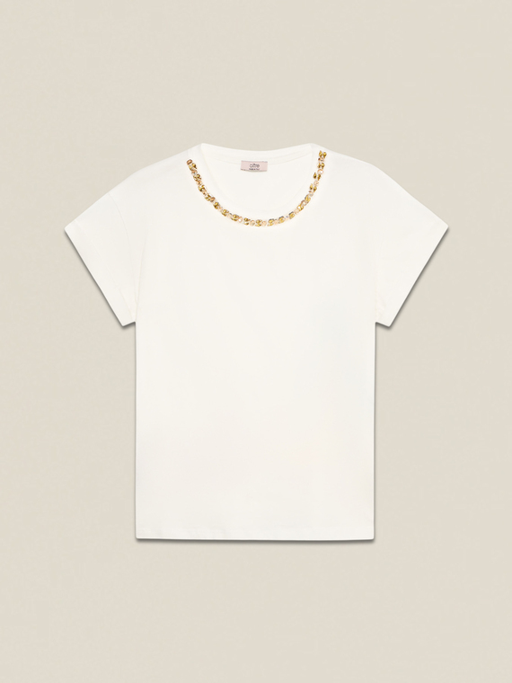 T-shirt with jewel embroidery