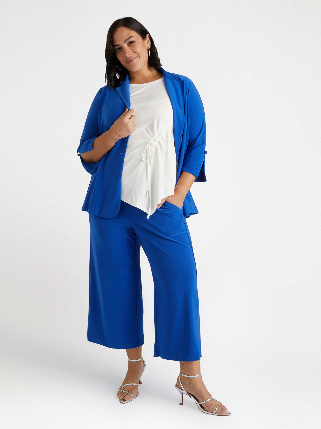Wide cropped trousers in jersey image number 0