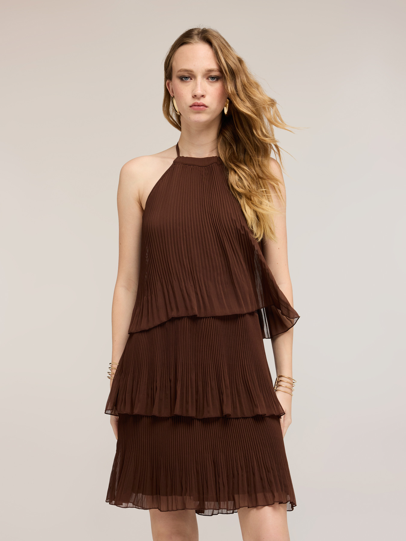 Short pleated ruffled dress image number 2