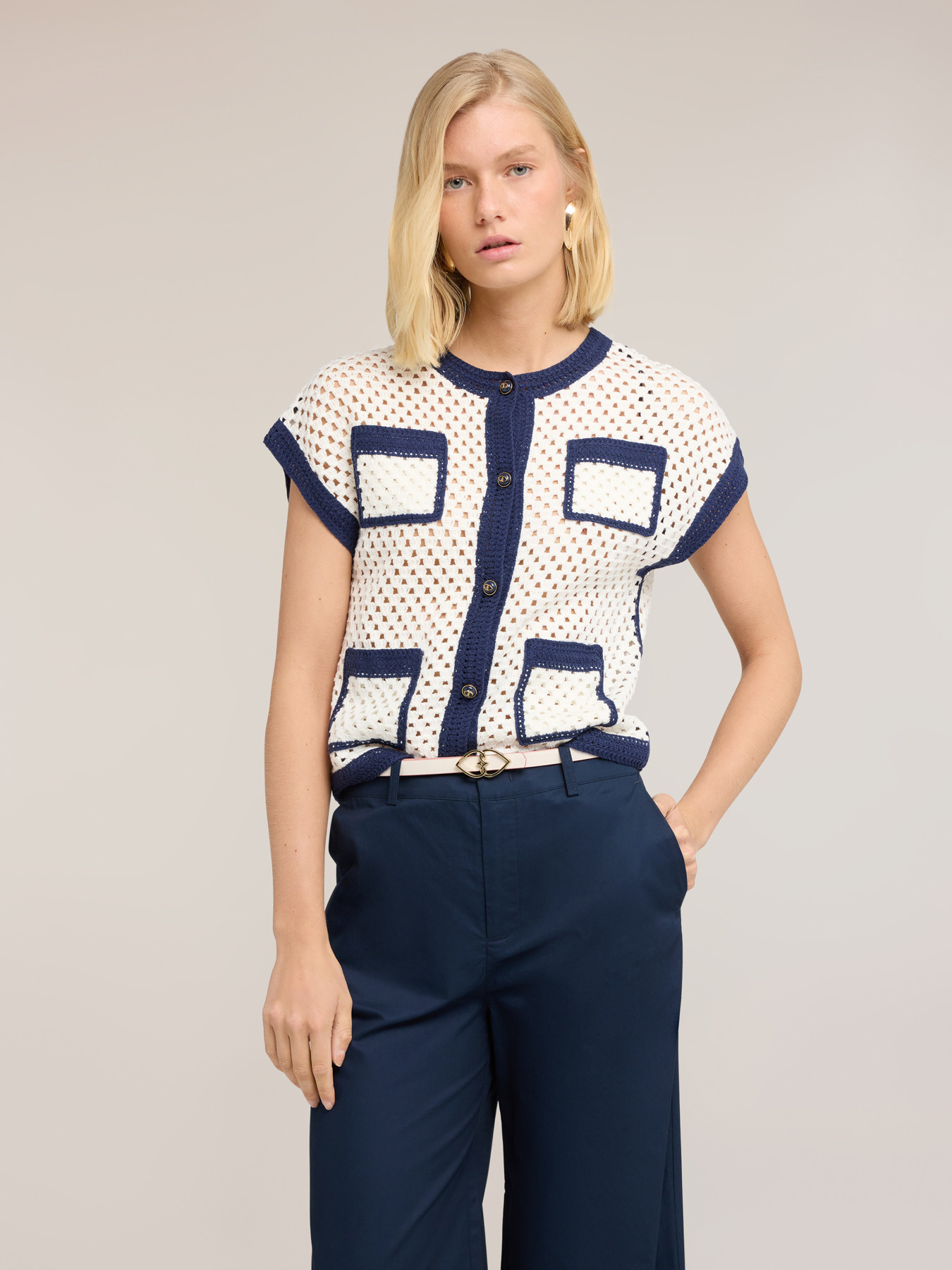 Cardigan din tricotaj perforat cu buzunare image number 1