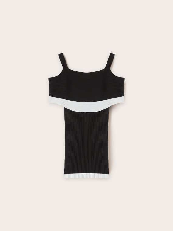 Maglia a coste off-shoulders