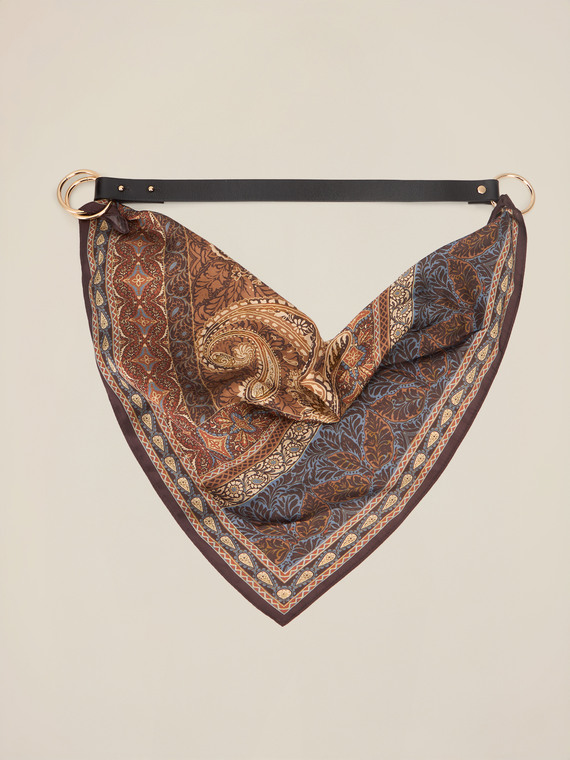 Ceinture avec foulard décoratif