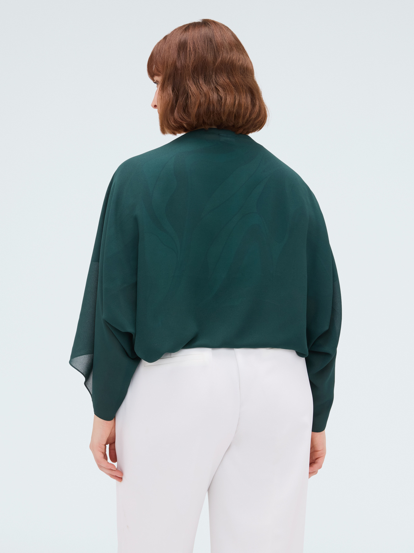 Schultertuch aus Georgette mit asymmetrischem Schnitt image number 2