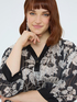 Bluse aus Creponne mit Blumendruck image number 2