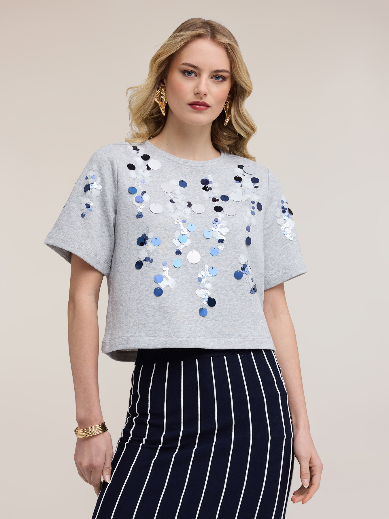 Cropped jersey sweatshirt with maxi sequins image number 0