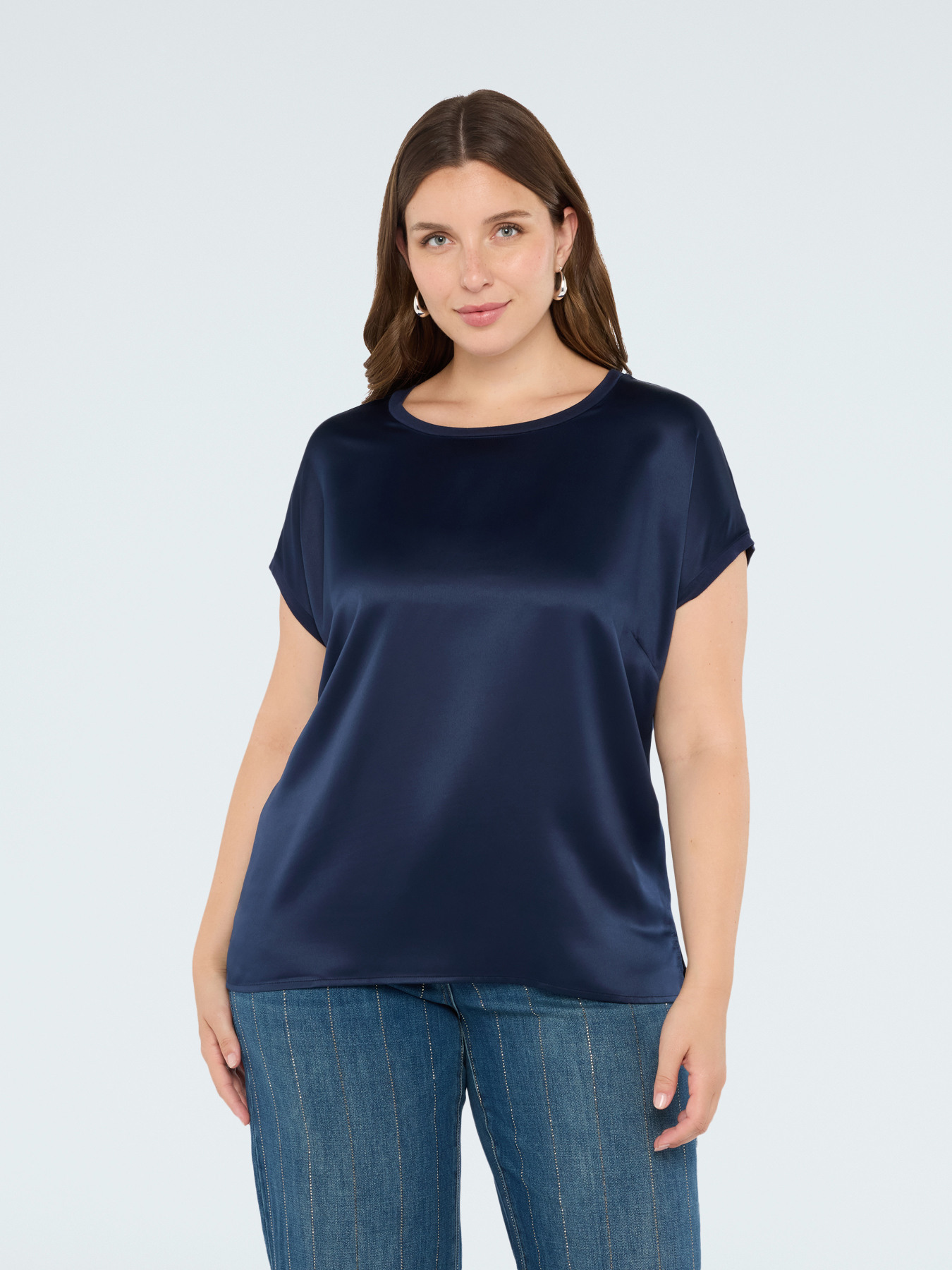 Two-material T-shirt with round neckline image number 2