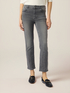 Reguläre Jeans mit dekorativen Nieten image number 3