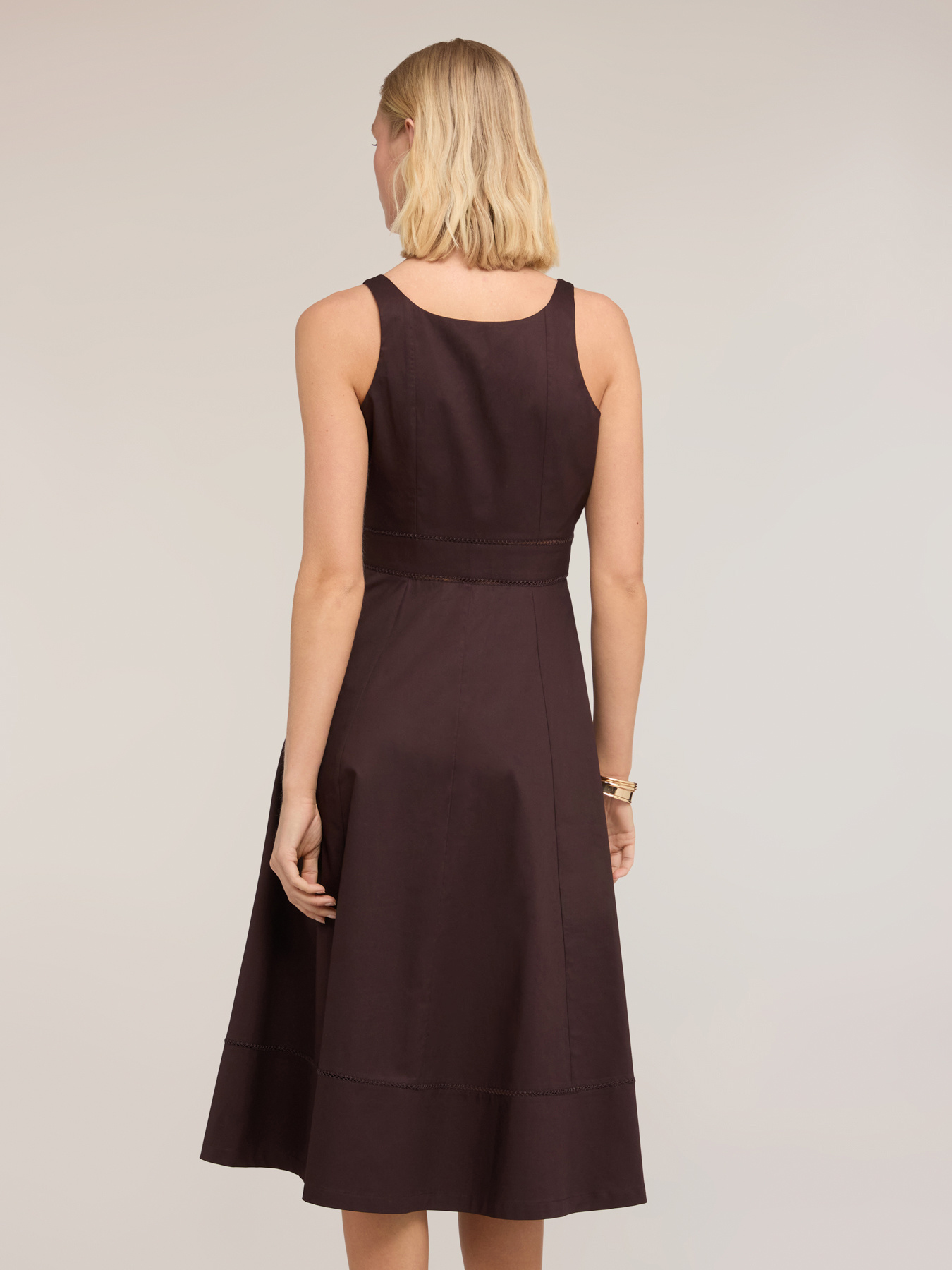 Flare dress in poplin with ajour&eacute; image number 1