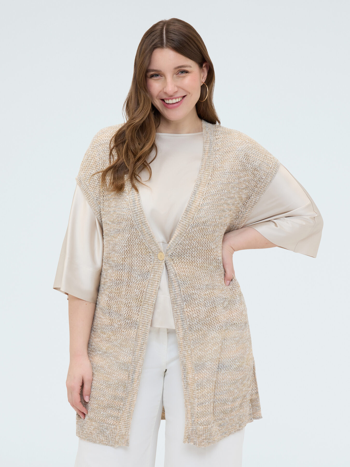Maxi openwork knit gilet image number 2