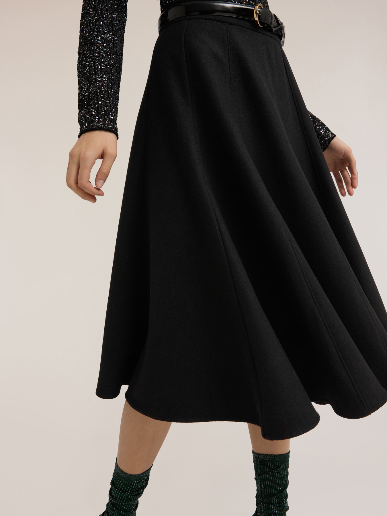 Midi cloth skirt image number 3