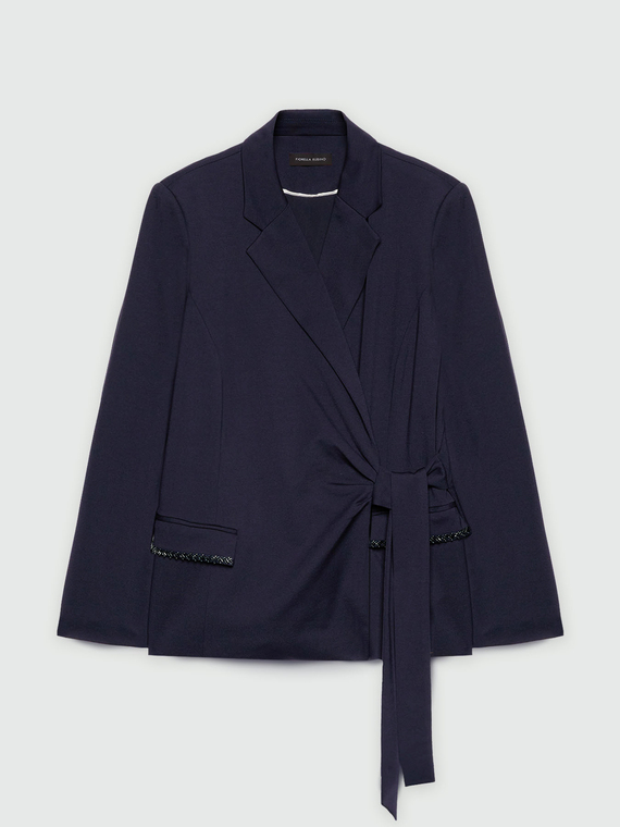Blazer mit seitlichem Verschluss und Perlen an den Taschen