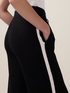 Pantaloni in maglia con profili a contrasto image number 2