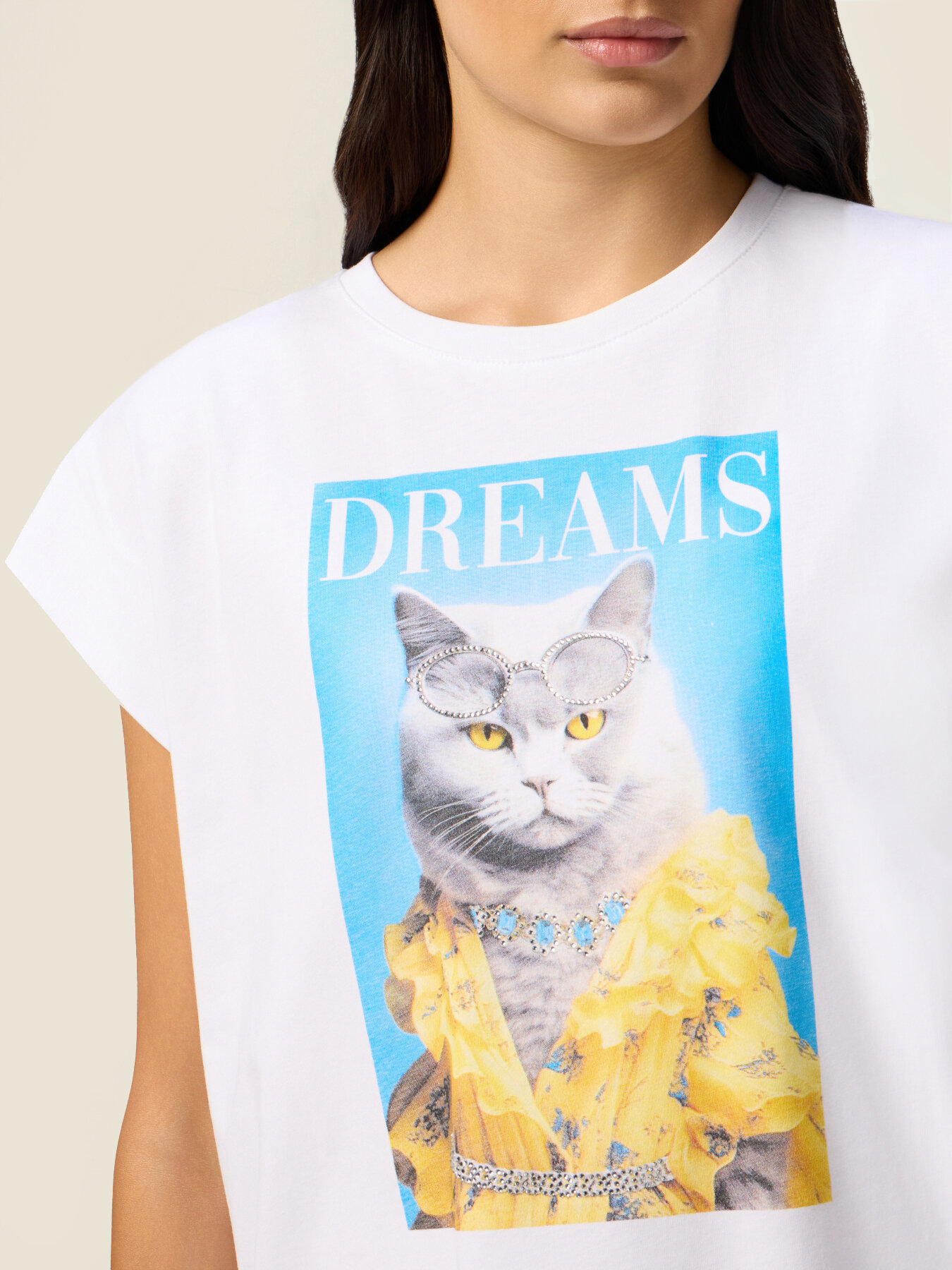 T-shirt with print and appliqués image number 2