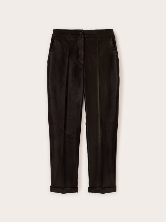Hose mit Aufschlägen aus beschichtetem Stoff