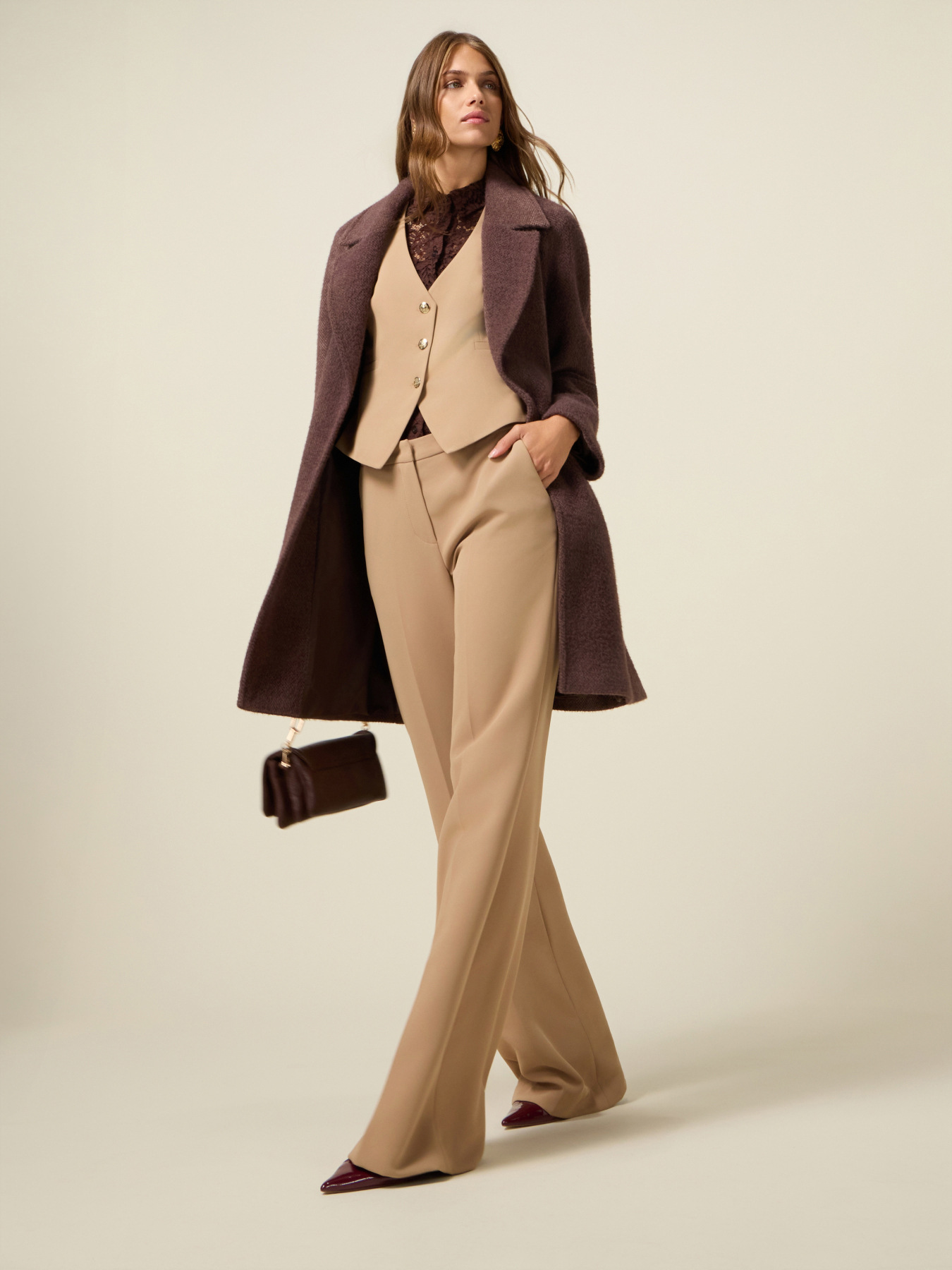 Pantaloni palazzo in tessuto crêpe image number 1