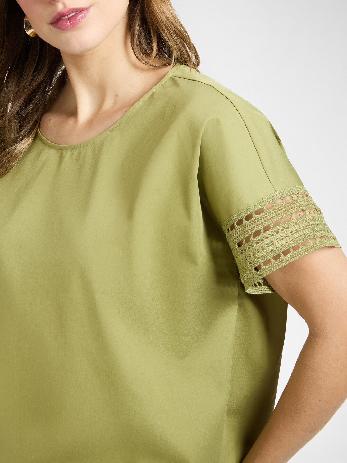 Bluse mit Spitzenr&auml;ndern image number 3