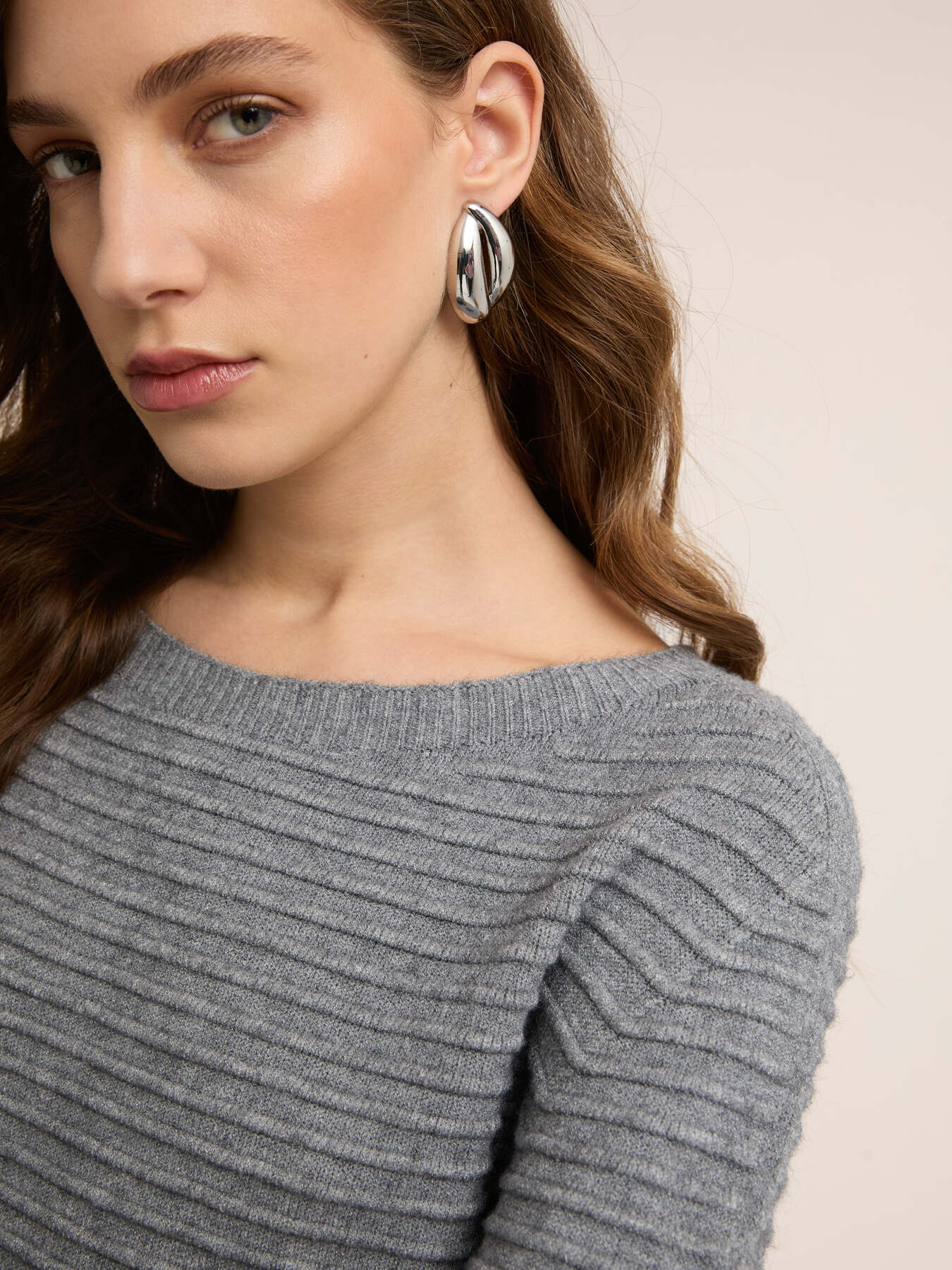 Ribbed knit in viscose blend image number 3