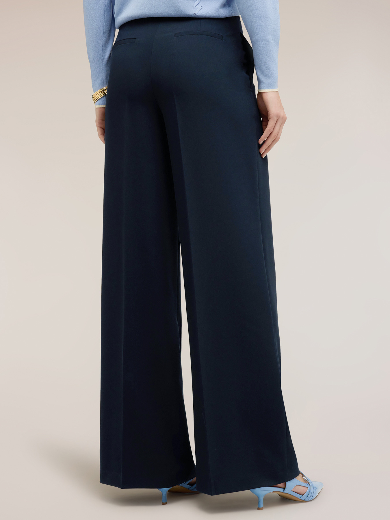 Wide-leg trousers with pressed crease image number 1