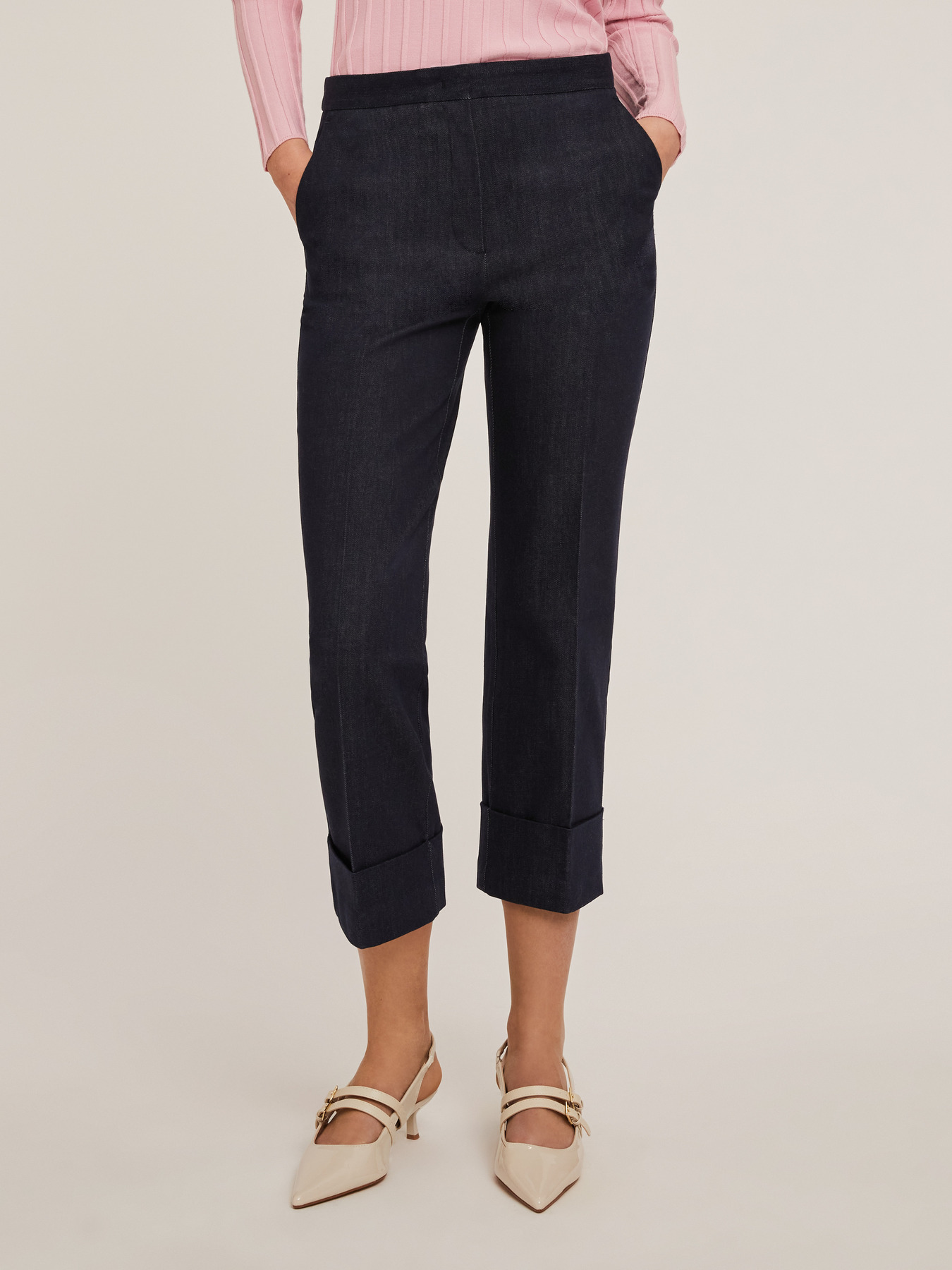Jeans sartoriale con risvolto image number 0