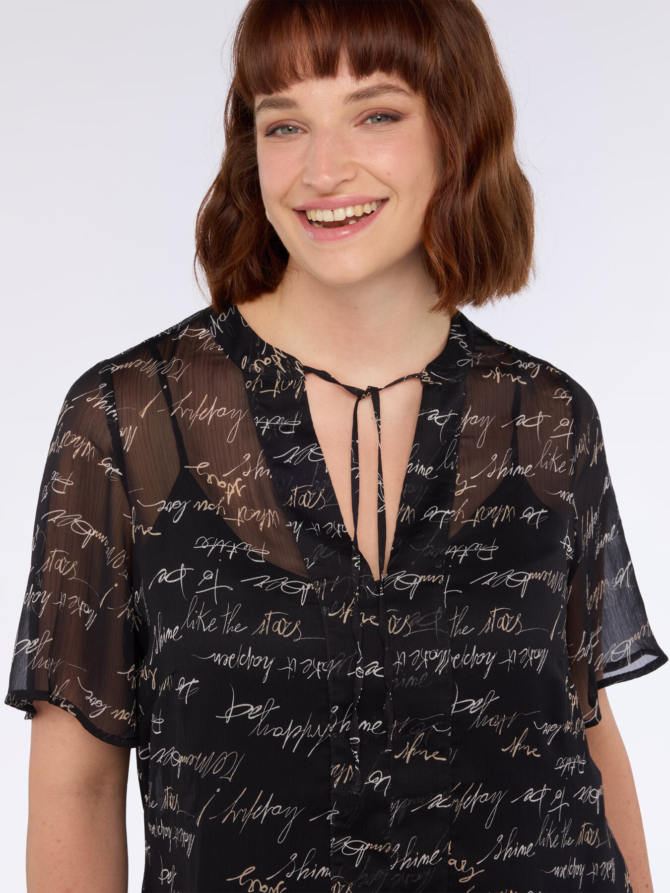 Lettering print blouse in cr&ecirc;pon image number 2
