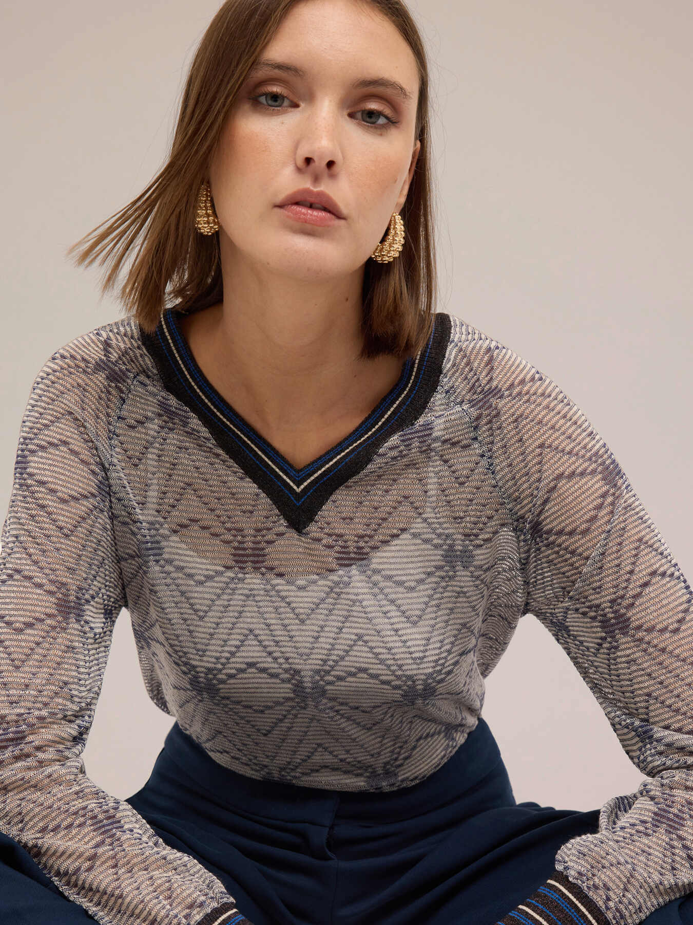 Pullover mit geometrischem Muster und Top image number 3
