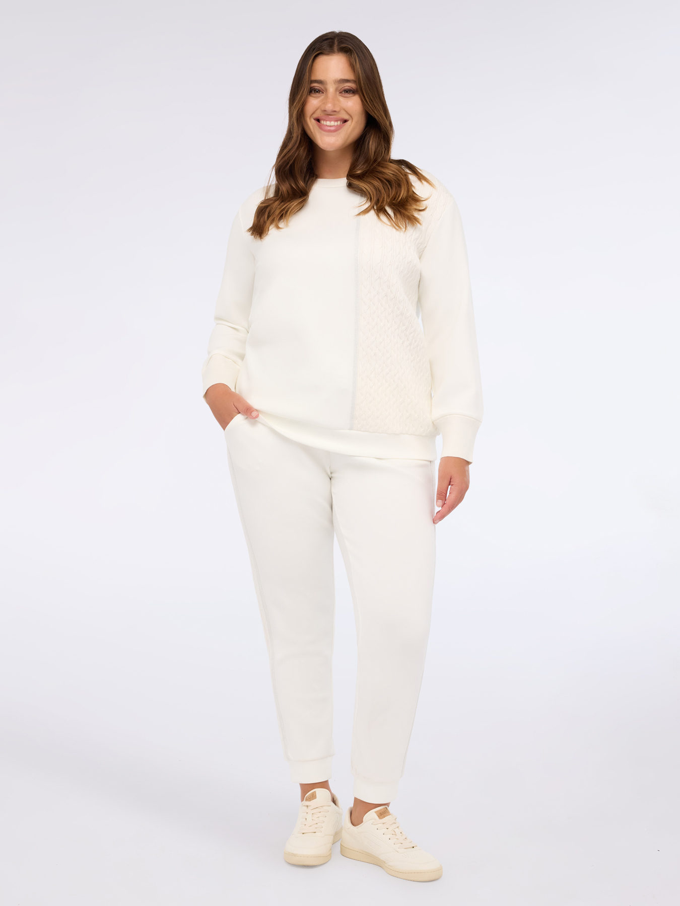 Sweat-shirt en double tissu avec motif tress&eacute; image number 2