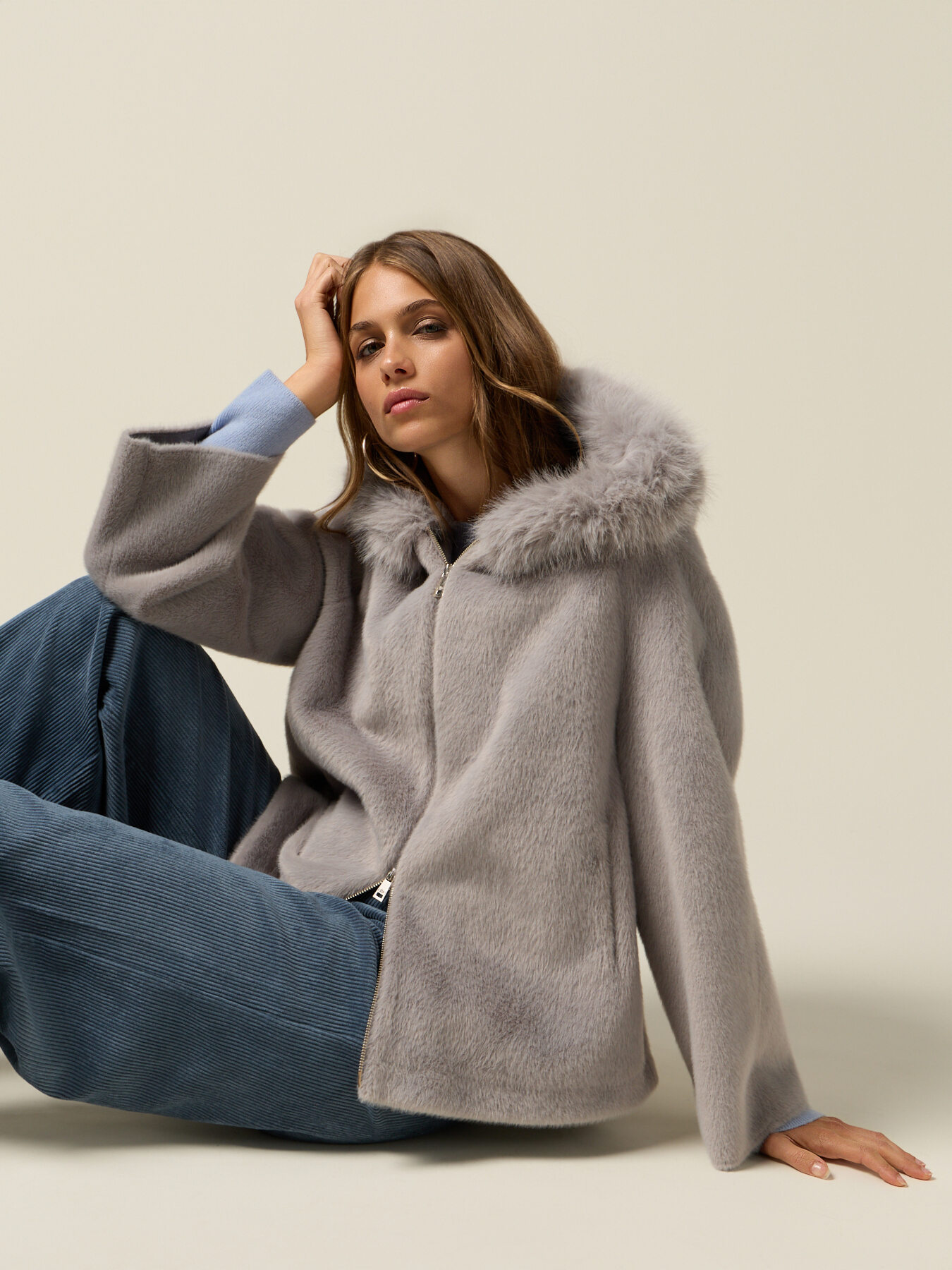 Giubbotto in tessuto effetto peluche image number 3