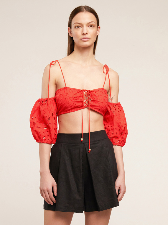 Off-shoulder brassiere top in broderie anglaise