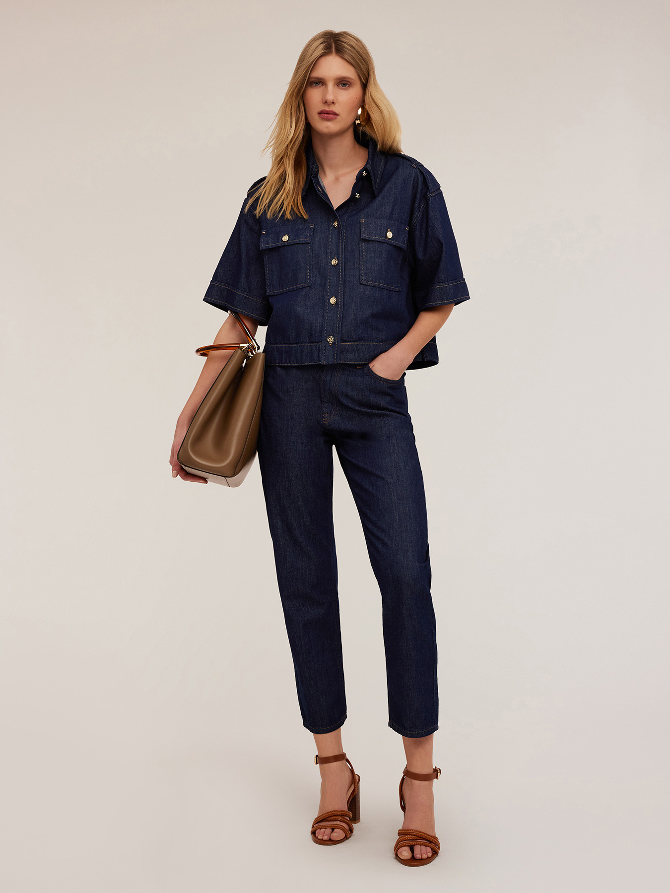 Chemise boxy en denim image number 0